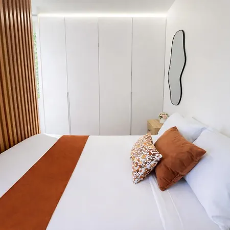 Holibai, Lisina Apto Parejas Con Piscina, Appartement *