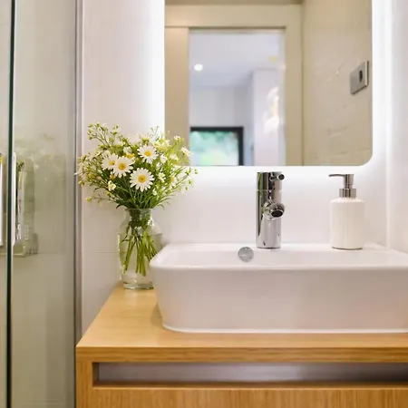Holibai, Lisina Apto Parejas Con Piscina, Appartement